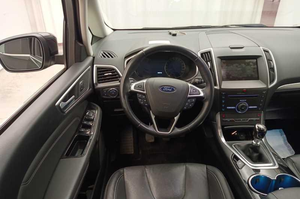 Ford S-Max 2016 фото 5