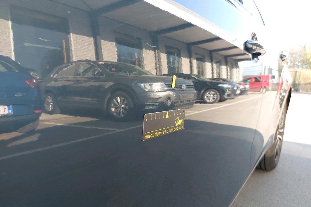 Volvo V40 2019 photo 31