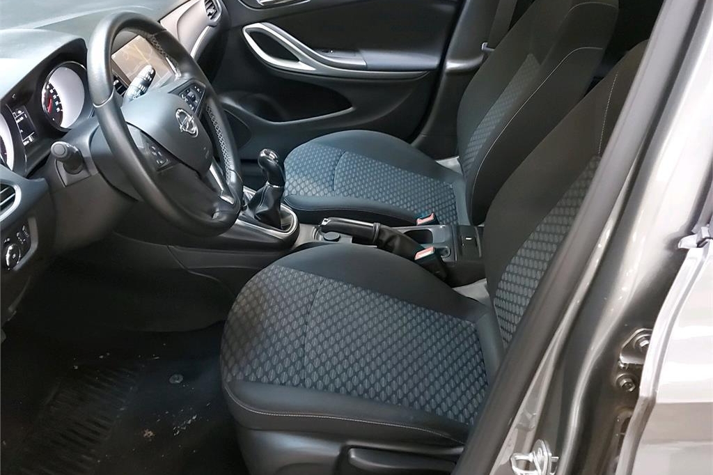 Opel Astra 2017 photo 3