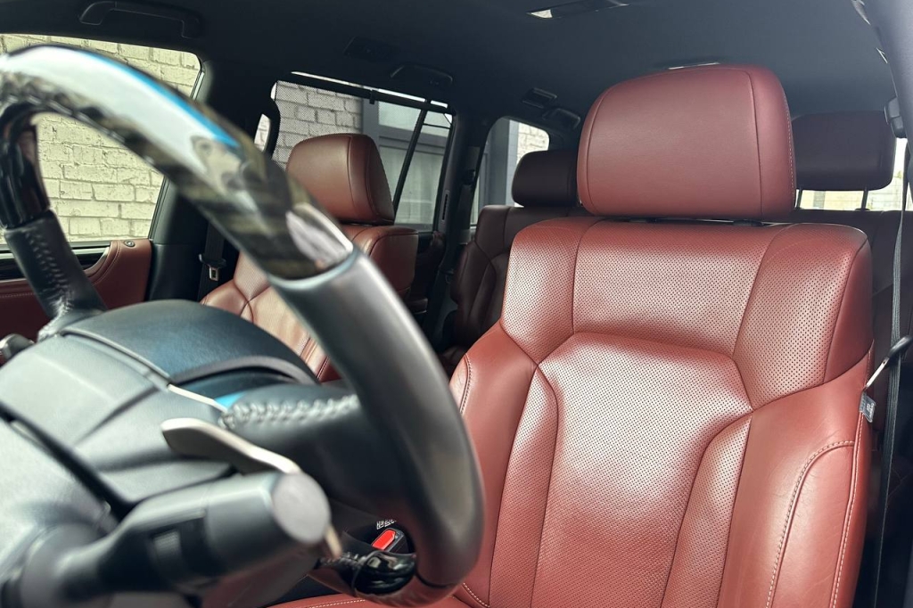 Lexus LX 450 2019 фото 12