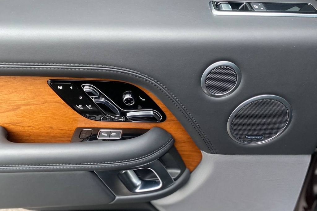 Land Rover Range Rover P400 2018 фото 12