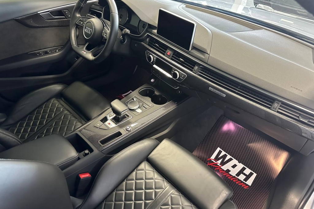 Audi S4 2017 фото 9