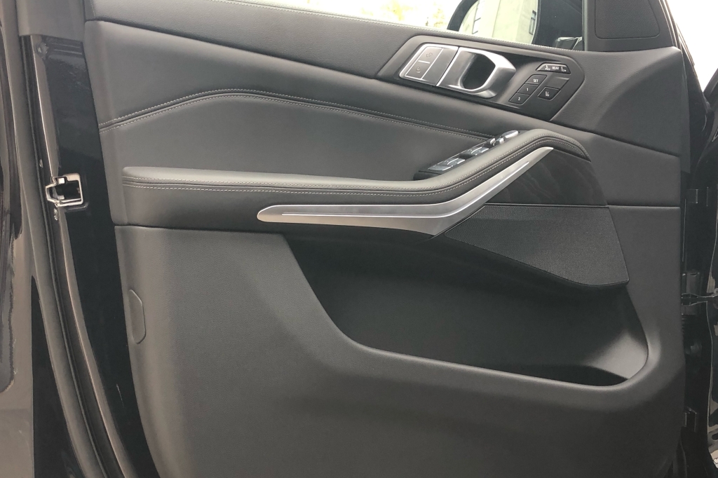 BMW X7 30D 2021 photo 16