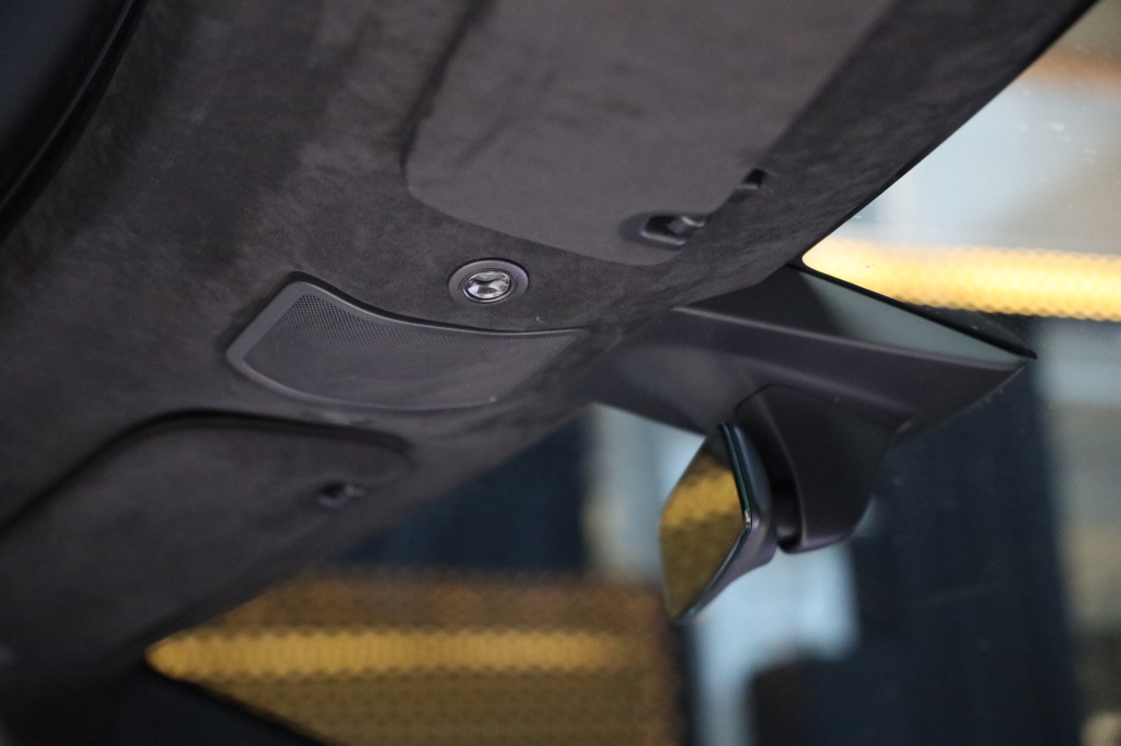 Tesla Model S 2017 фото 9