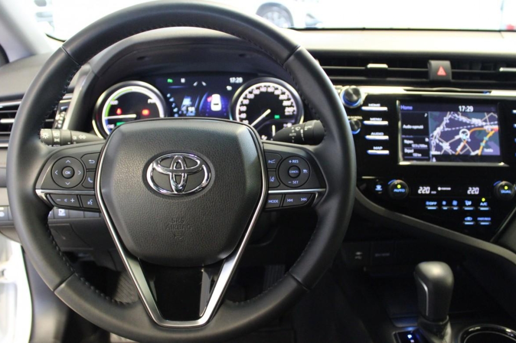 Toyota Camry 2020 photo 8