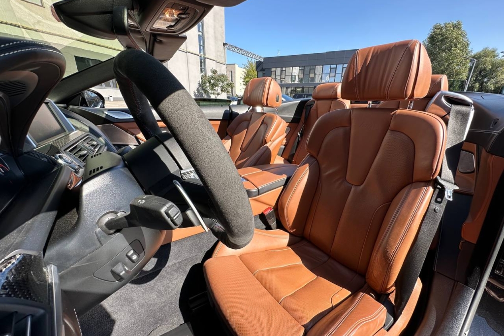 BMW M6 2012 фото 11