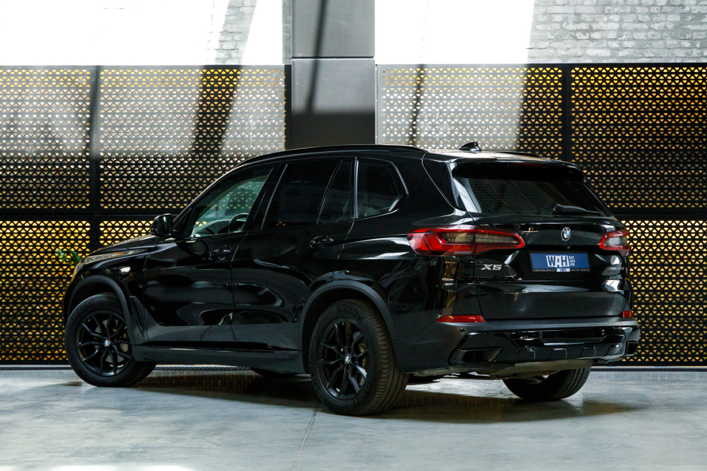 BMW X5 xDrive 30d 2019 photo 2