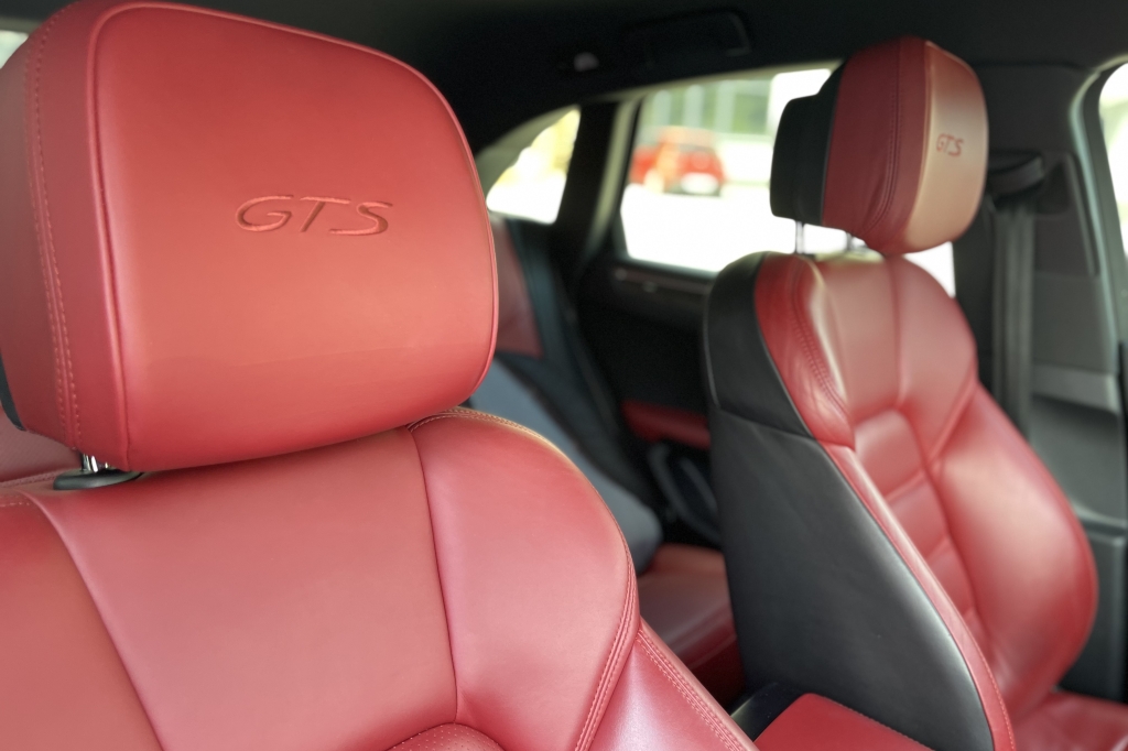 Porsche Macan GTS 2017 photo 9