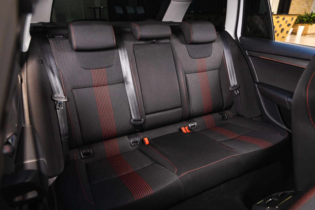 Skoda Octavia 2018 photo 38