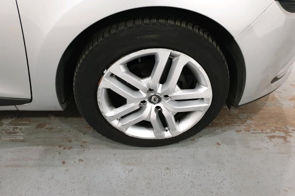 Renault Clio Grandtour 2016 фото 38