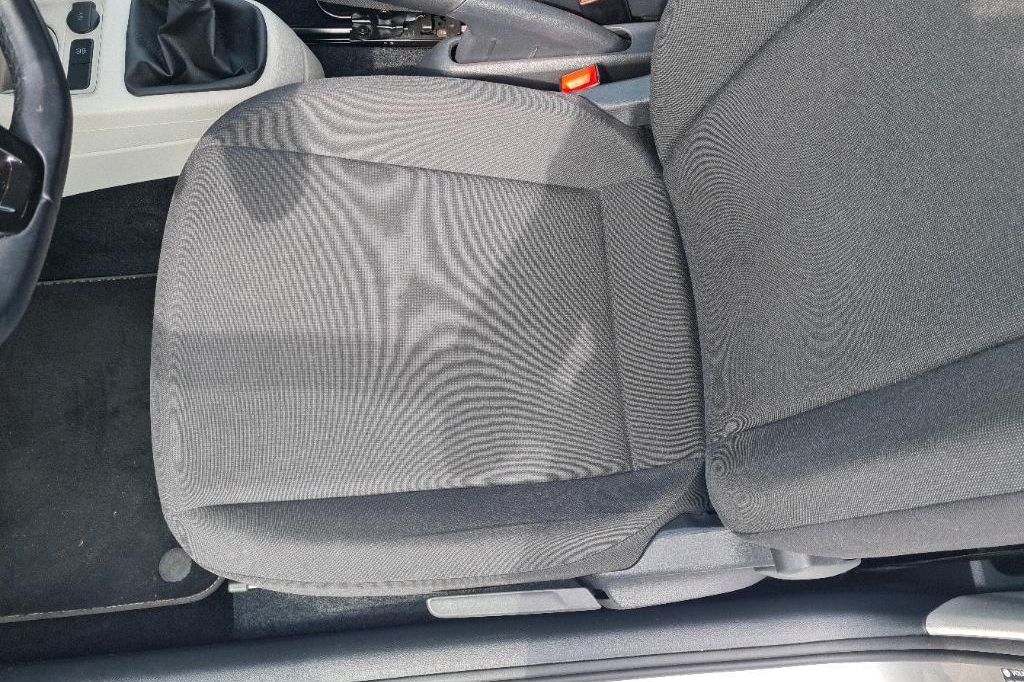 Volkswagen Up 2018 photo 9