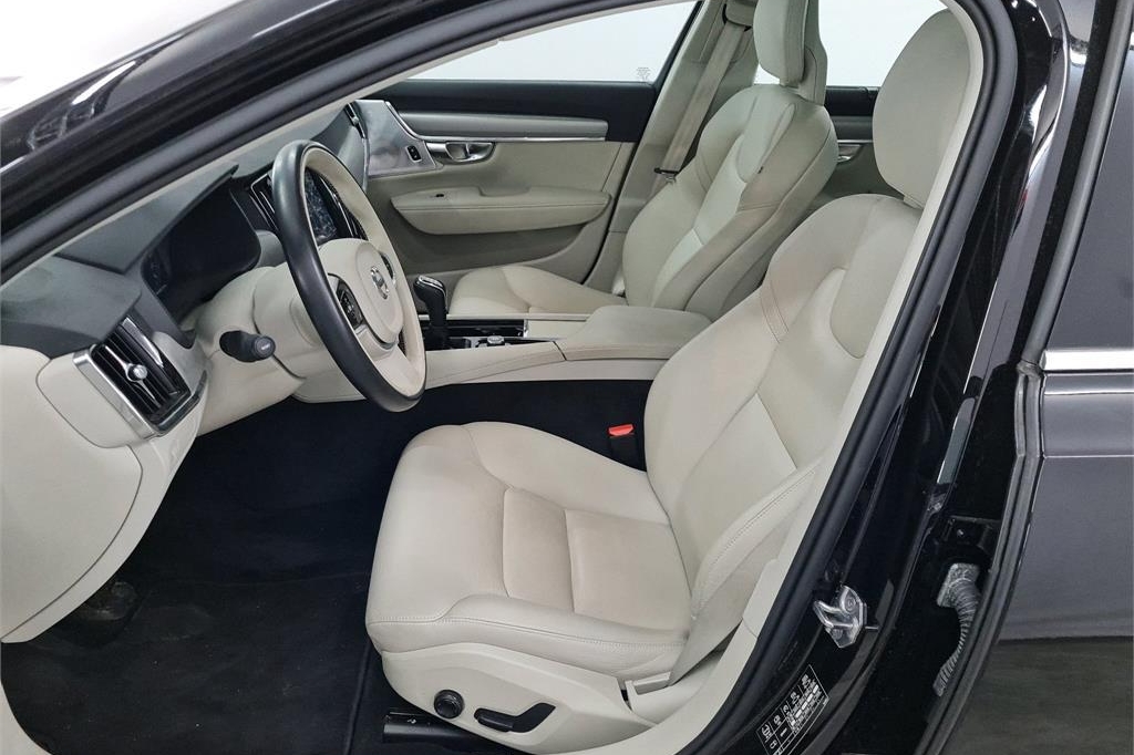 Volvo V90 2017 photo 1