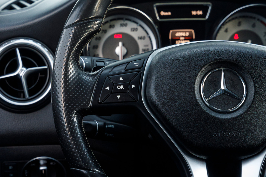 Mercedes-Benz GLA-Class 250 4Matic 2014 photo 18