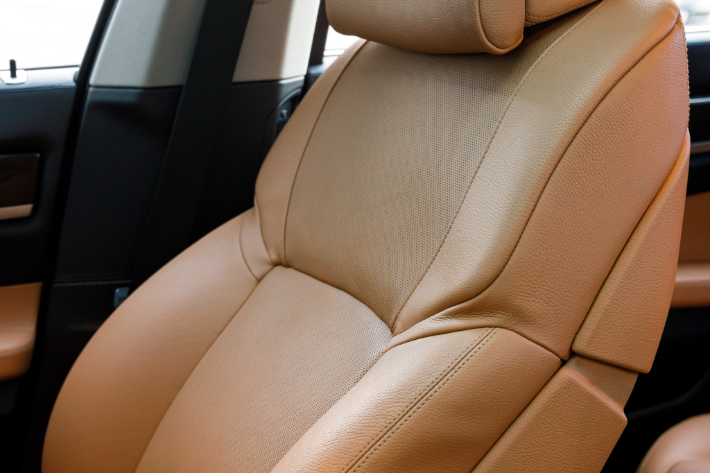 BMW 740 Li 2011 photo 10