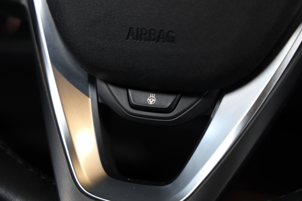 BMW i4 2023 фото 36