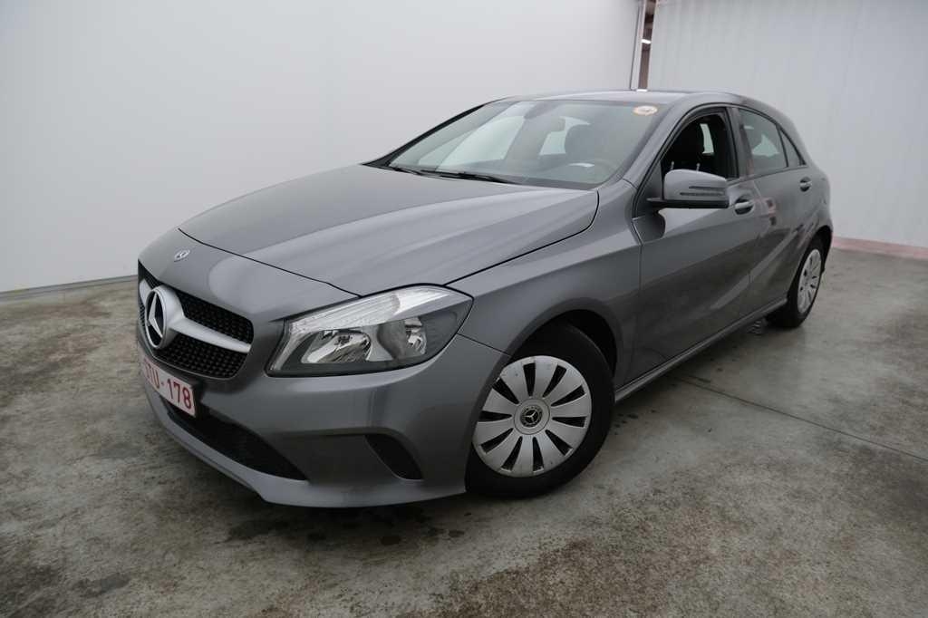 Mercedes-Benz A-Klasse 2017 photo 3