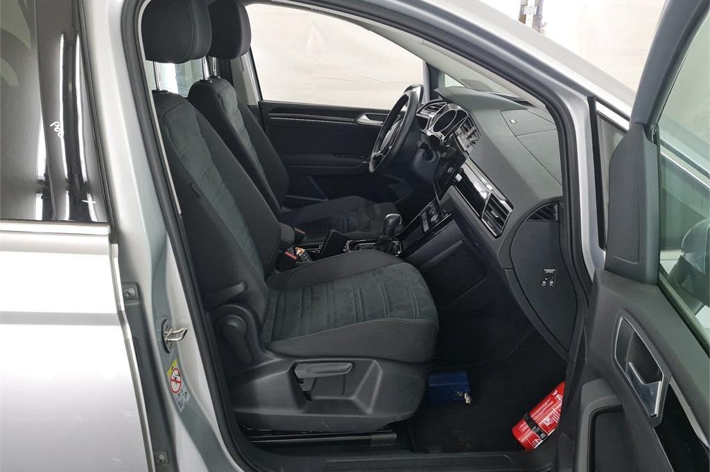 Volkswagen Touran 2020 фото 2