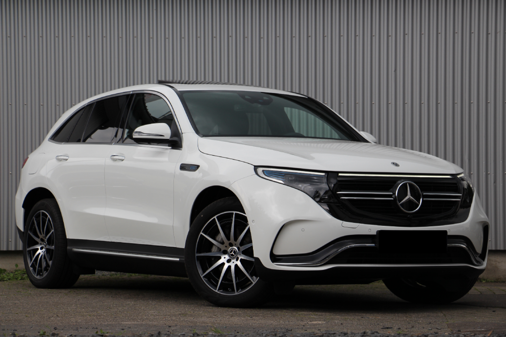 Mercedes-AMG EQC 400 2021 фото 4