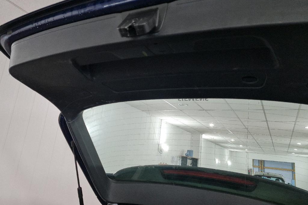 Audi A4 Avant 2017 photo 13