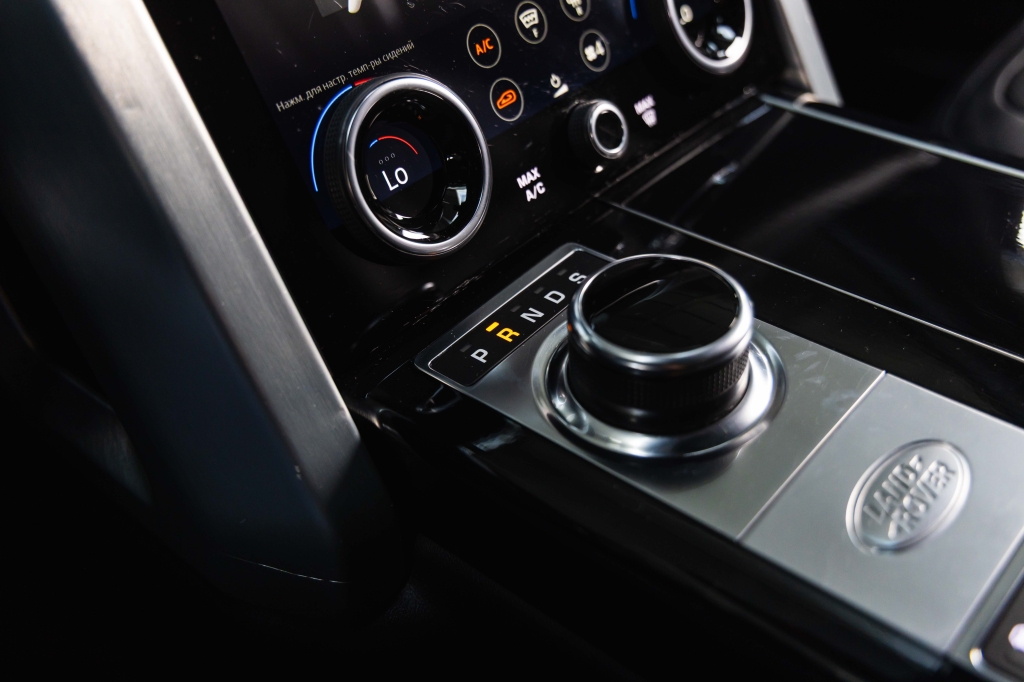 Land Rover Range Rover 2018 фото 30