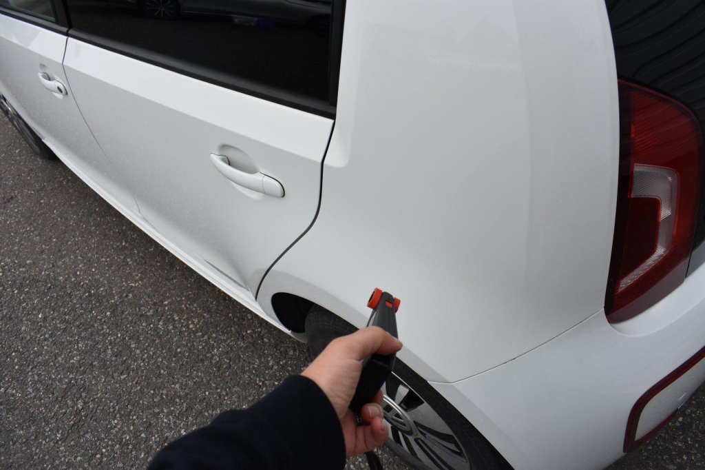 Volkswagen eUp! 2014 photo 16