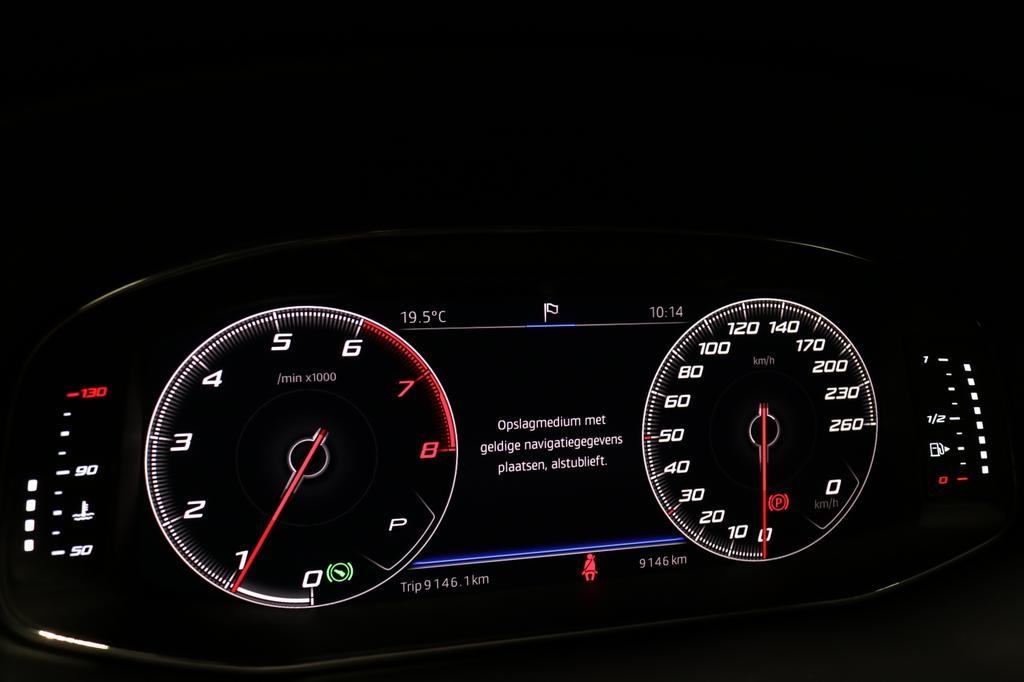 SEAT Leon 2019 photo 3