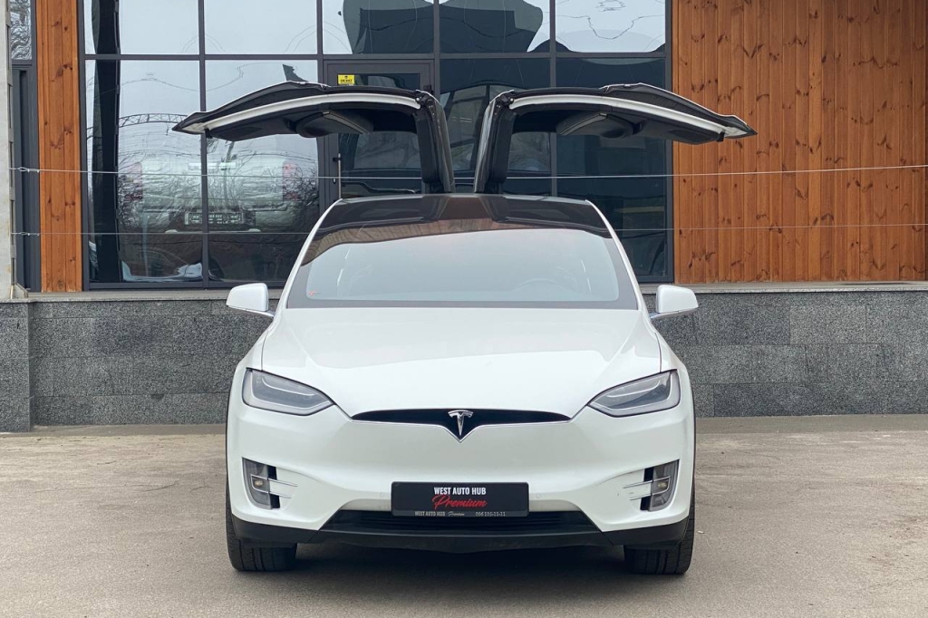 Tesla Model X 90D 2016 photo 1