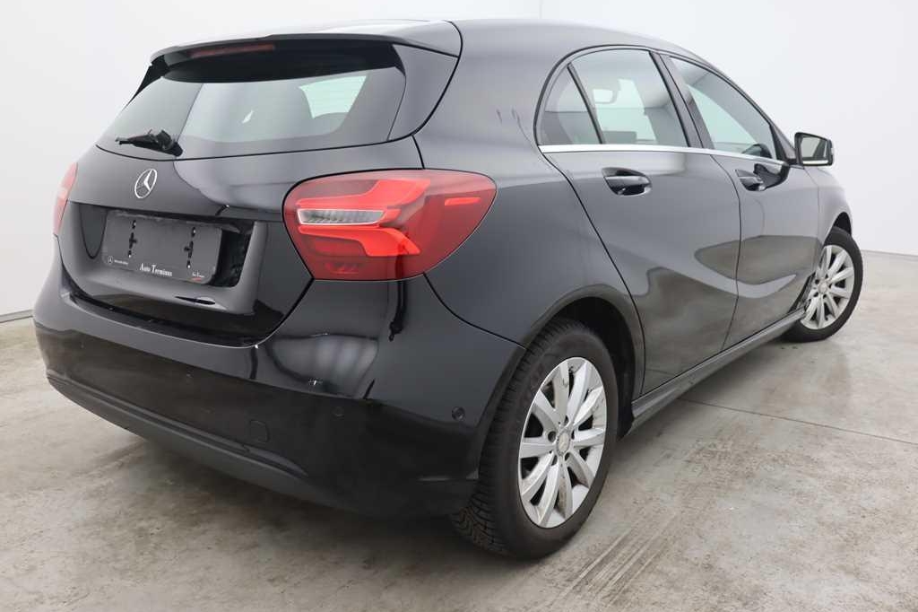 Mercedes-Benz A-Klasse 2016 photo 6
