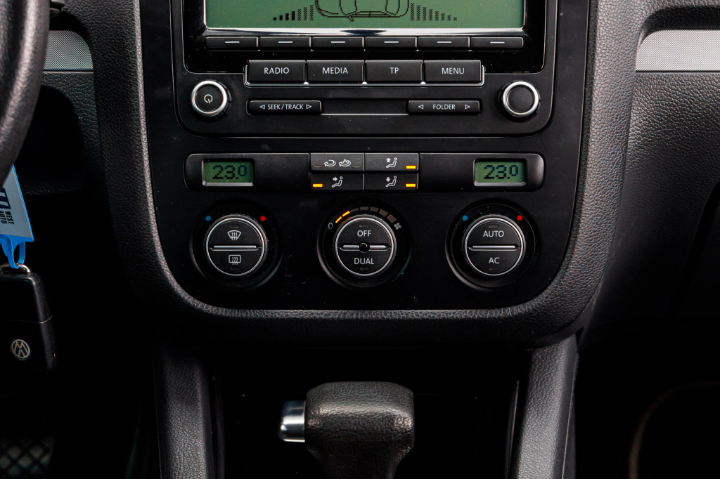 Volkswagen Jetta 2009 photo 11