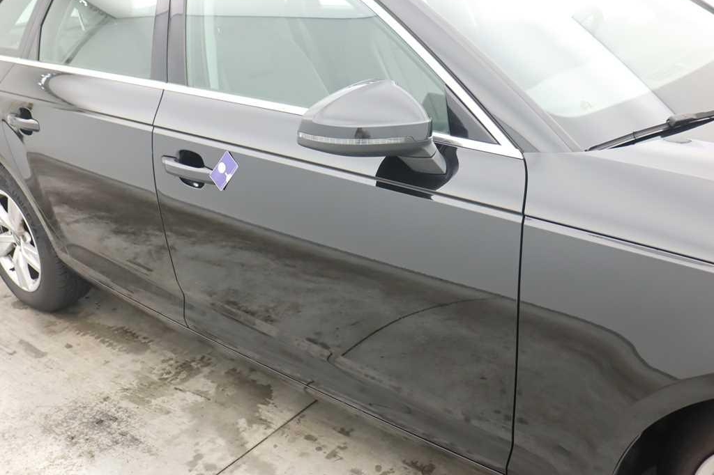 Audi A4 Avant 2017 photo 33