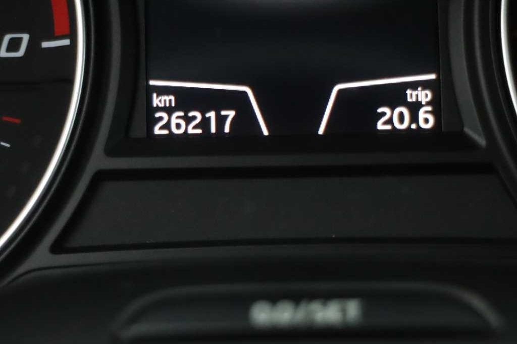 SEAT Leon 2017 photo 2