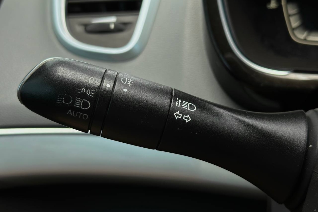 Renault Espace 2015 фото 11