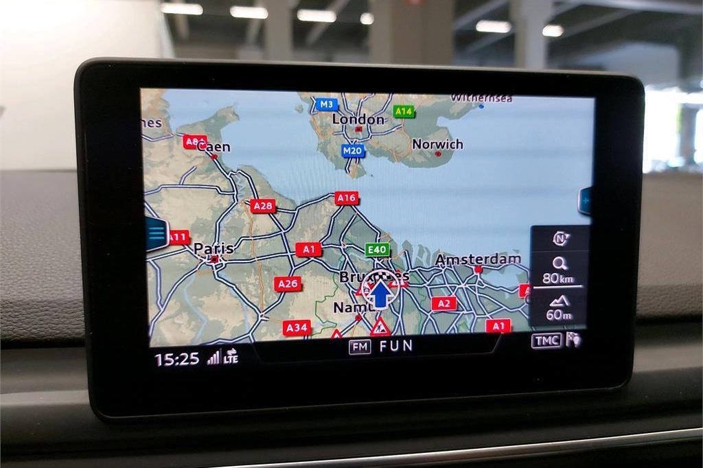 Audi A4 Avant 2019 photo 6