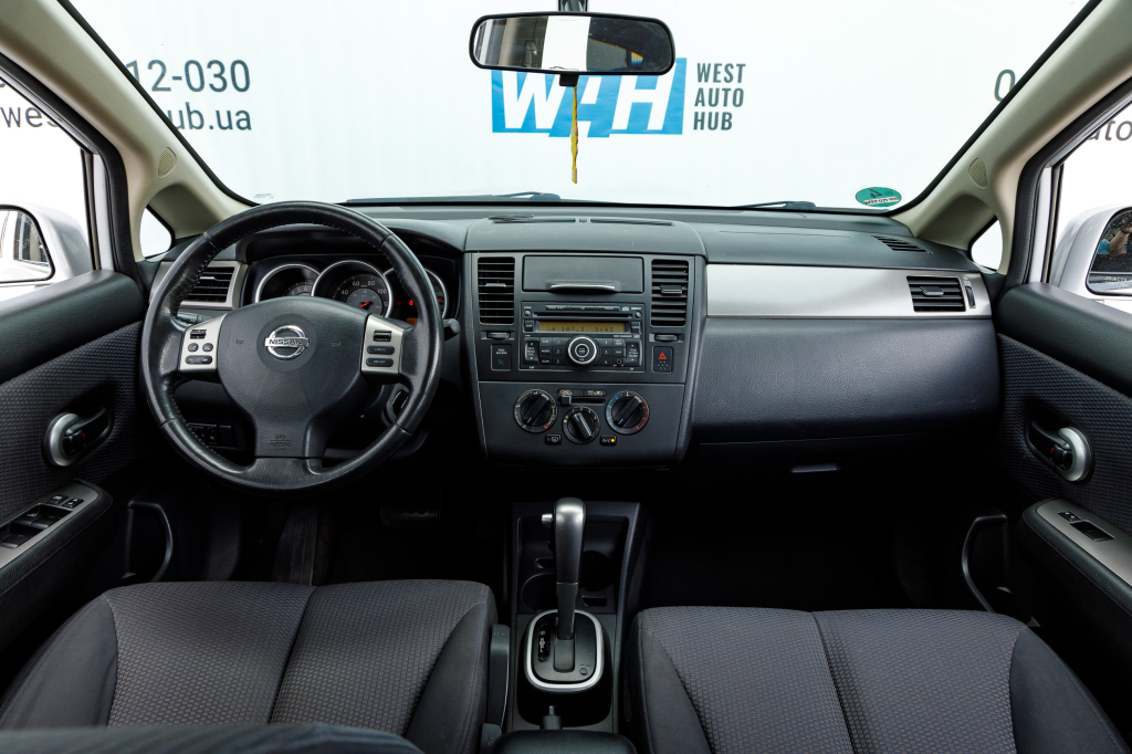 Nissan Versa 2008 photo 8