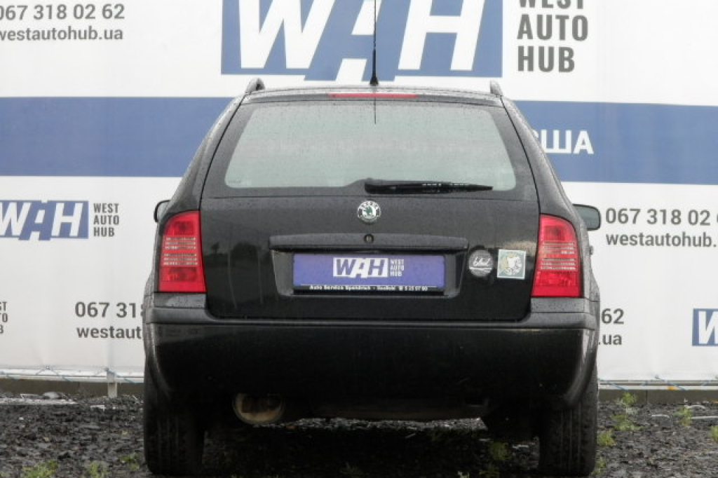 Skoda Octavia Tour 1.6 MPI 2004 фото 5