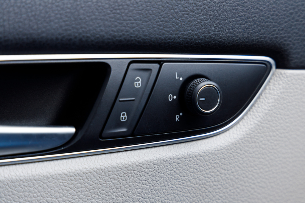 Volkswagen Passat S LED 2016 фото 16