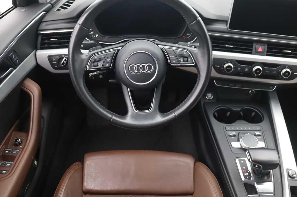 Audi A4 2016 фото 6