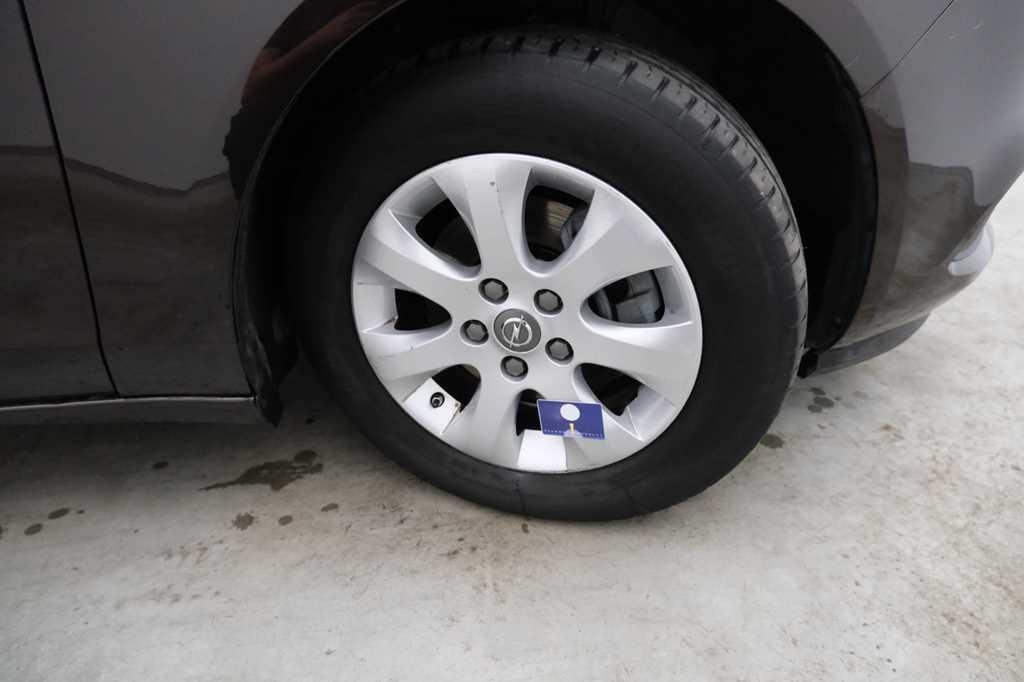 Opel Zafira 2017 photo 54