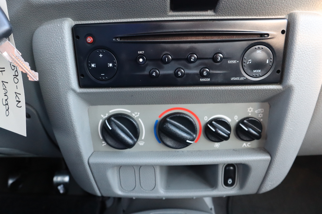 Renault Kangoo фото 10