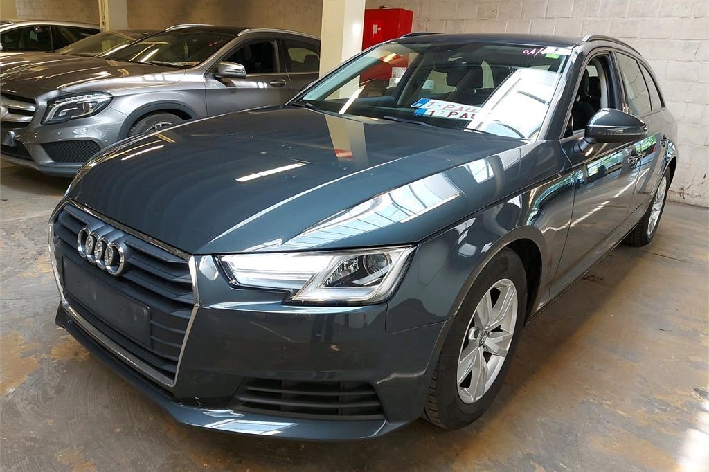 Audi A4 Avant 2016 фото 4