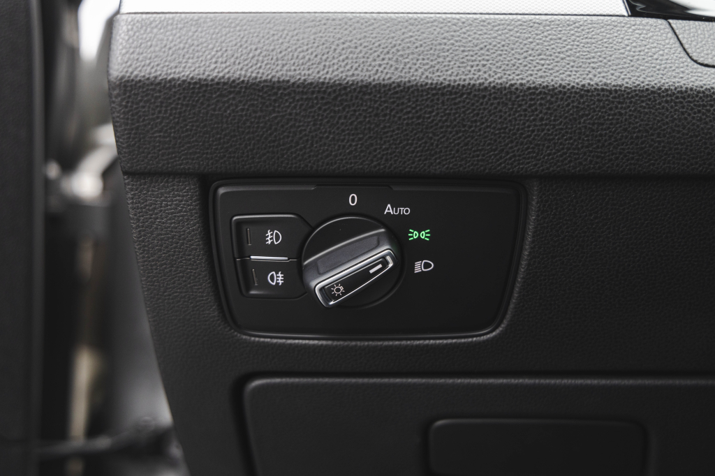 Volkswagen Passat 2016 фото 15