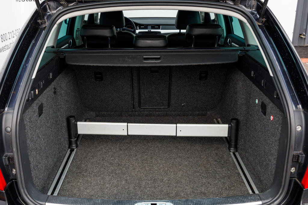 Skoda Superb Green Line 2013 photo 8