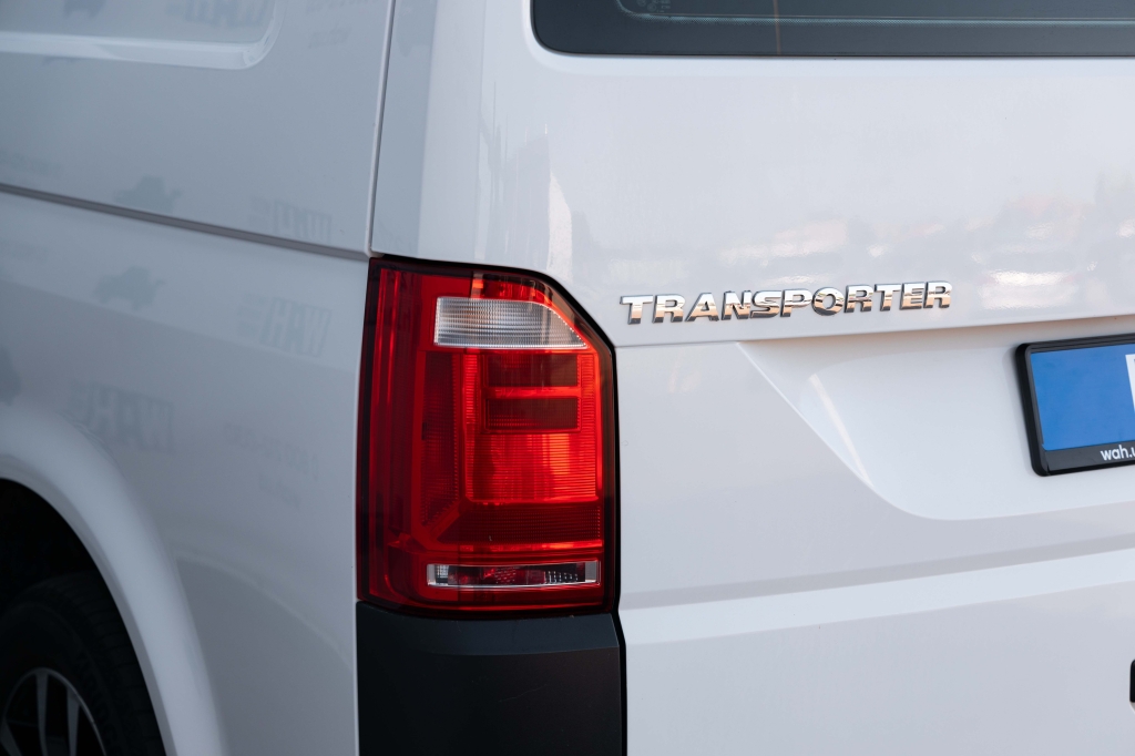 Volkswagen Transporter 2016 photo 8