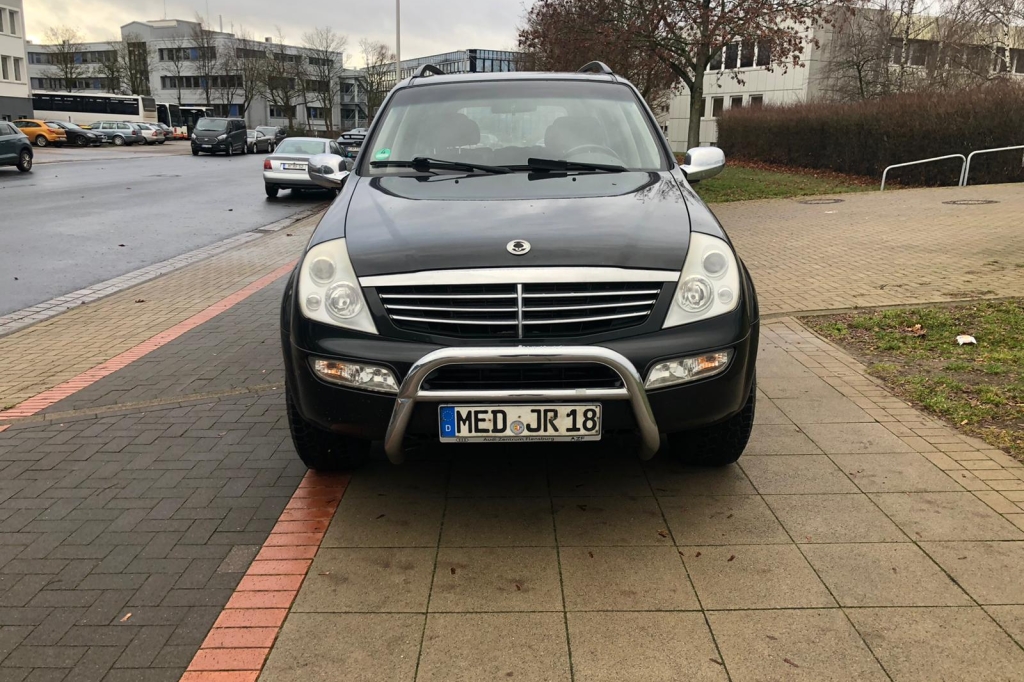 SsangYong Rexton 2005 photo 2