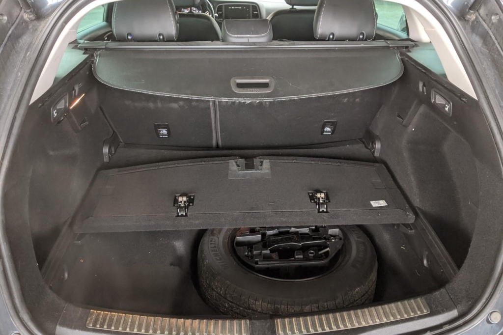 Renault Megane Grandtour 2019 photo 5