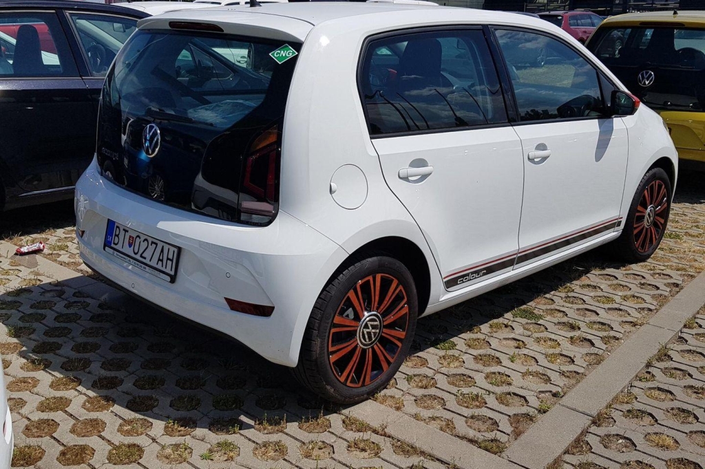Volkswagen Up 2020 фото 3