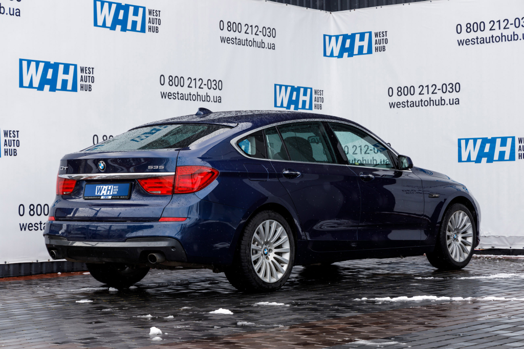 BMW 535 GT 2013 фото 38