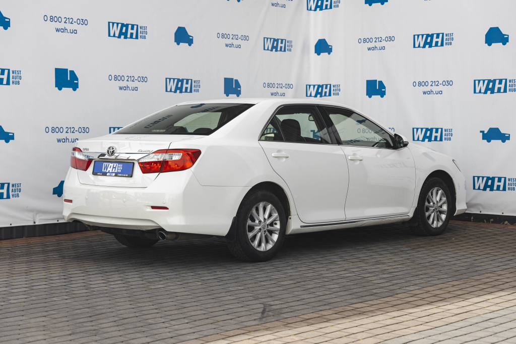 Toyota Camry 2013 photo 7