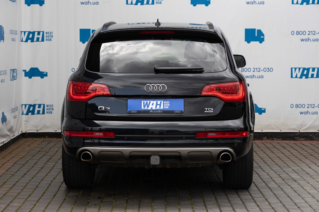 Audi Q7 2015 фото 6