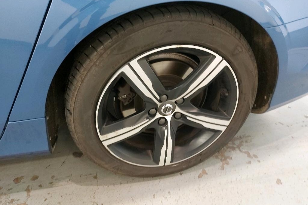 Volvo V90 2017 photo 41